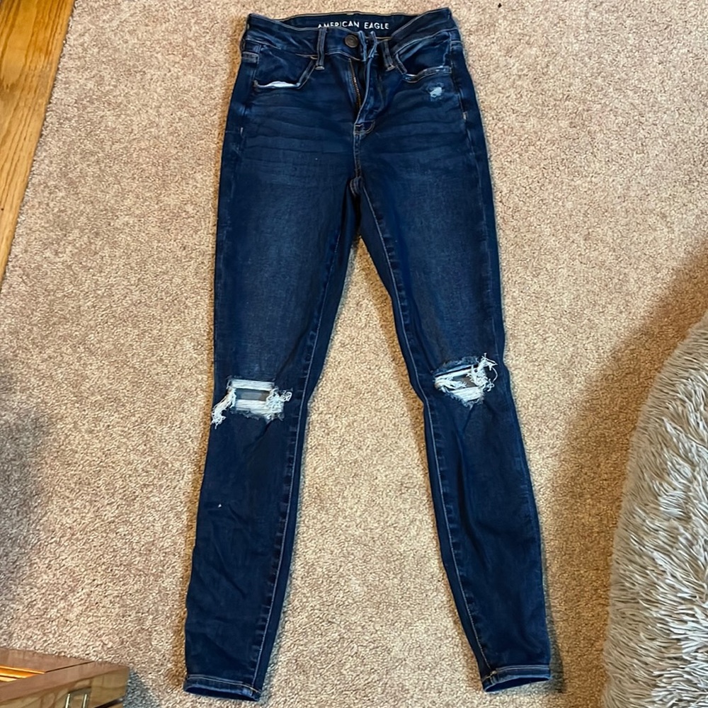 AE skinny jeans. Size 4R. Wore only once. Very good condition
